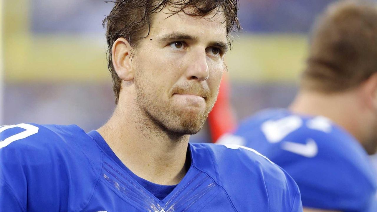 Eagles vs. Giants 2013: Eli Manning playing worst football since