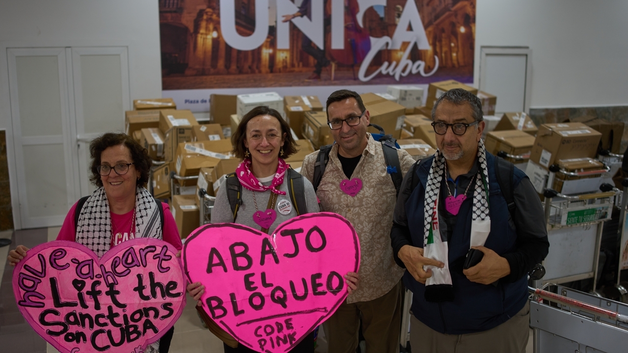 Tons of aid flows into Cuba as humanitarian convoy arrives on the struggling island