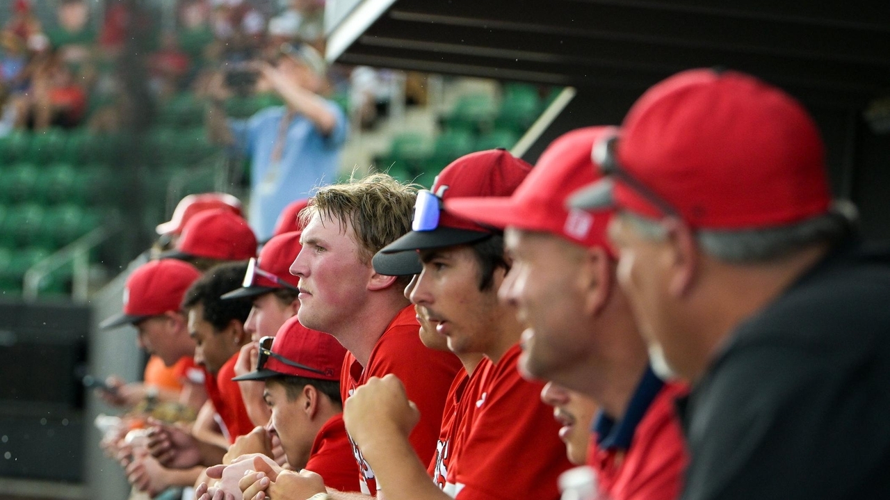 Center Moriches washes out of state Class B baseball playoffs with semifinal loss