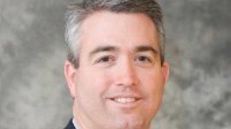 Steven Philbin joins M&T Bank in Melville as vice president...