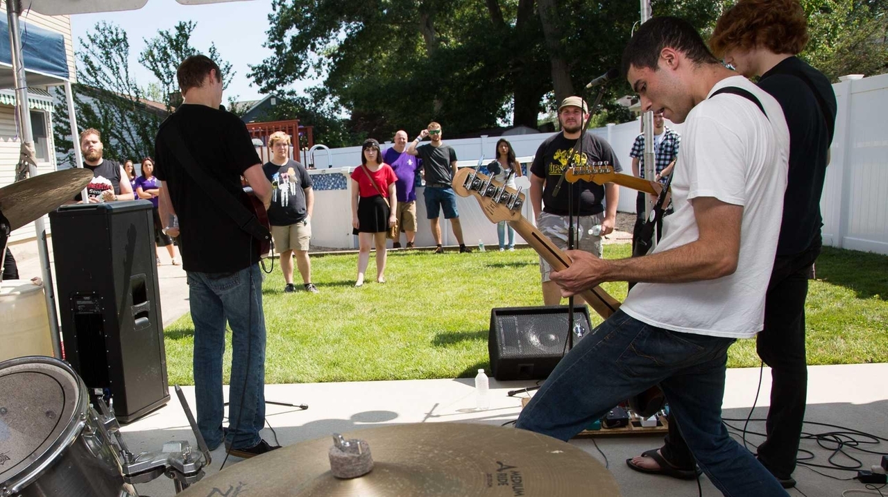 Sue Marchetti remembered at Deer Park party to raise funds for ...