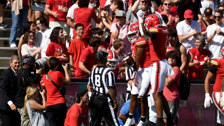 Taulia Tagovailoa accounts for 4 first-half touchdowns in Maryland's 38-6  win over Towson - Newsday