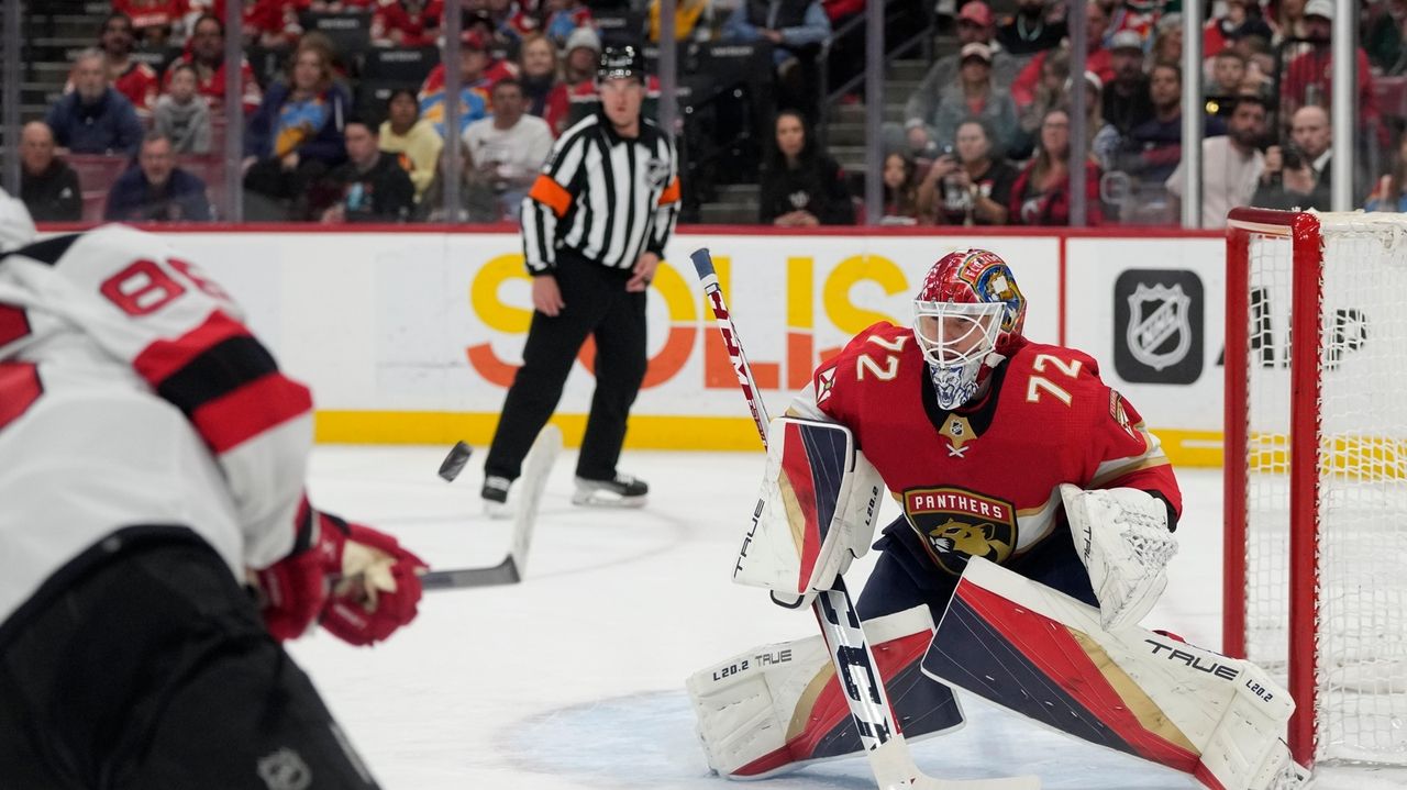 Panthers have 4-goal 3rd in 4-2 comeback win over Devils