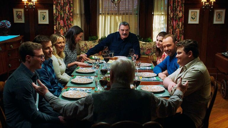 Sunday dinner at the Reagans on the season 13 finale...