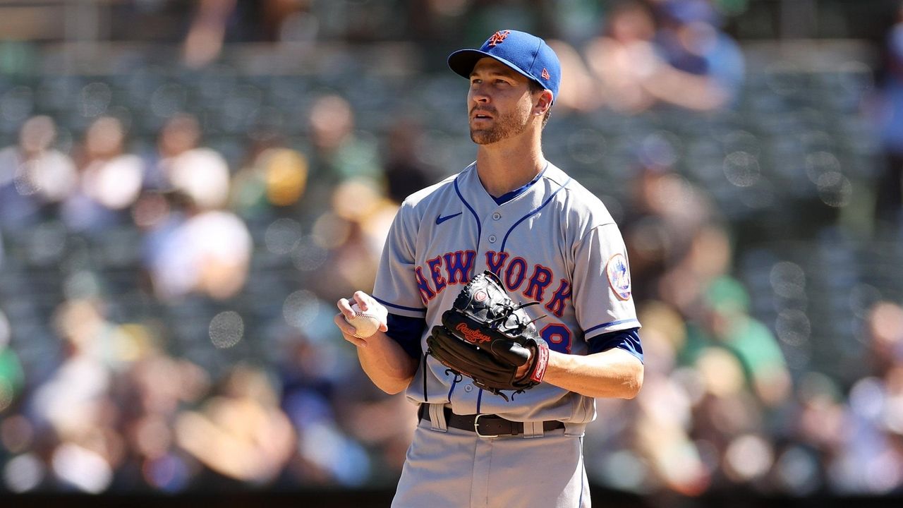 Support is not a two-way street for Jacob deGrom and the Mets - Newsday