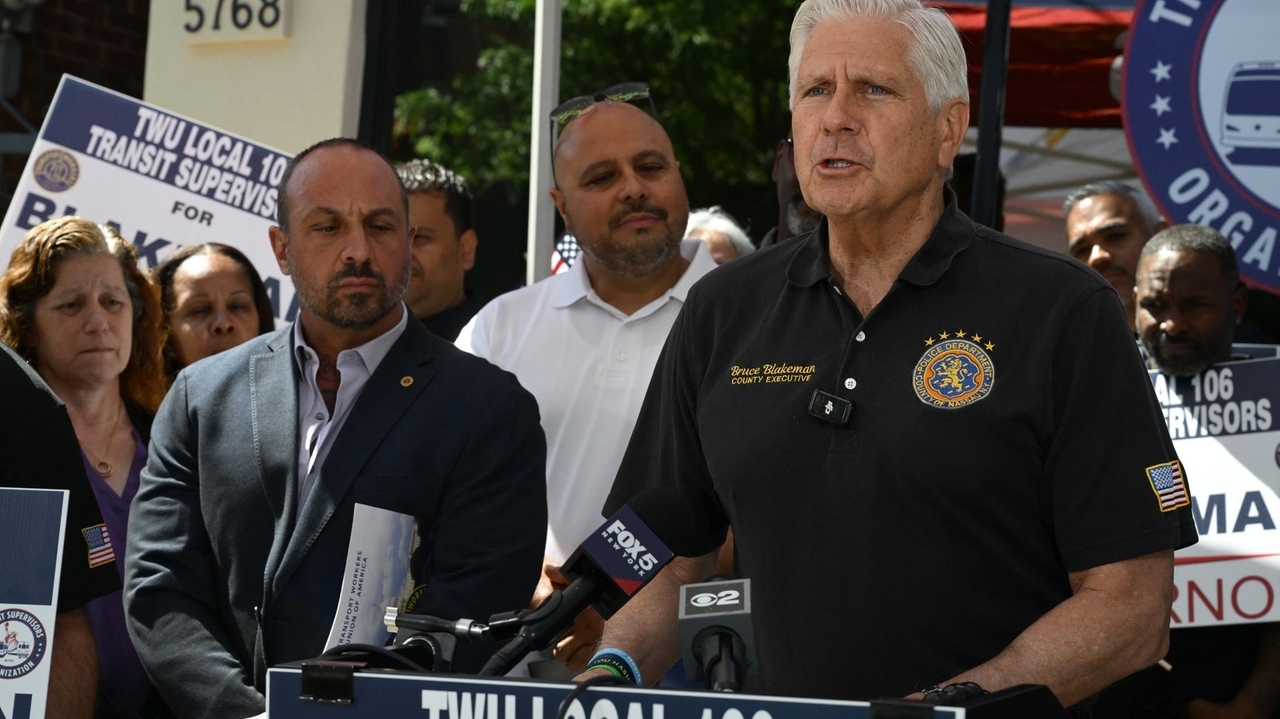 'He's not a criminal': Blakeman defends volunteer deputy arrested at JFK Airport as status with program under review