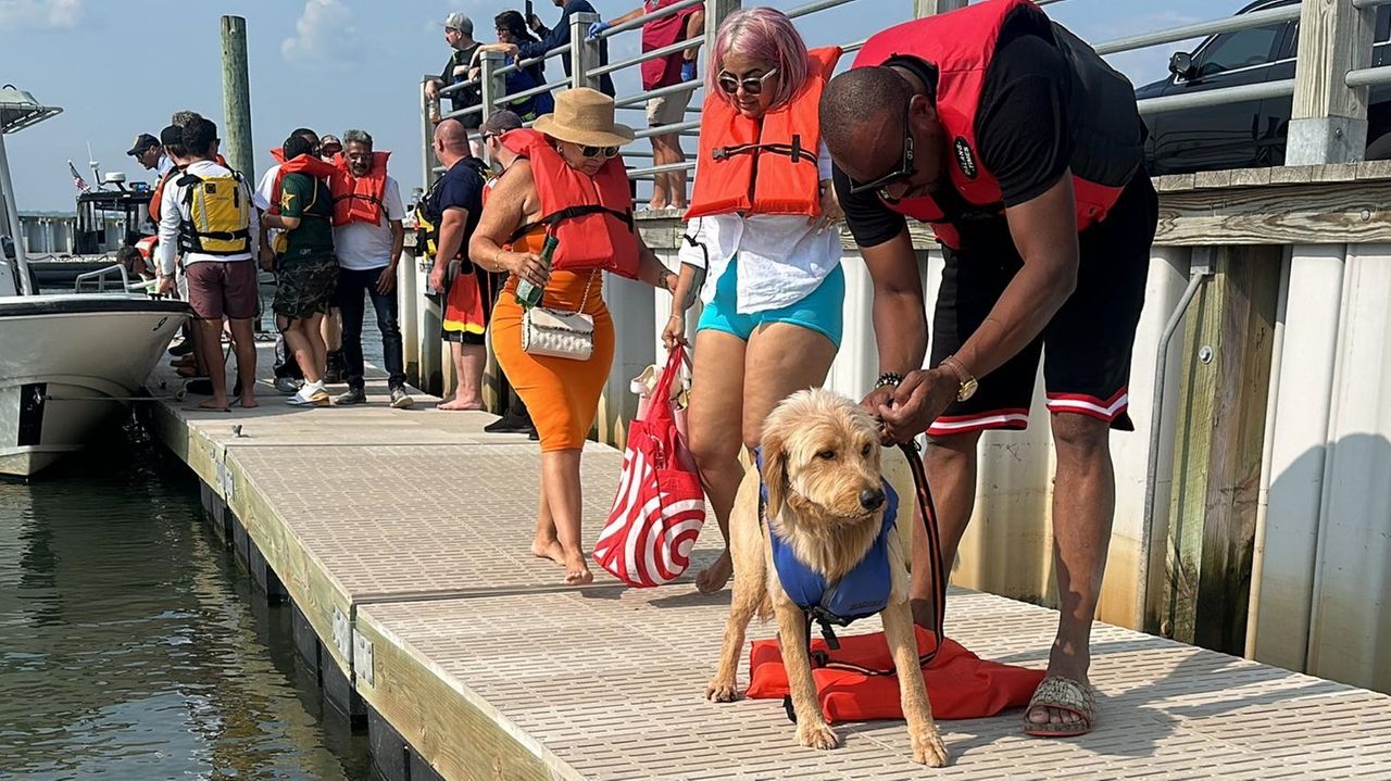 12 people rescued from partially submerged boat off Jones Inlet, Coast ...