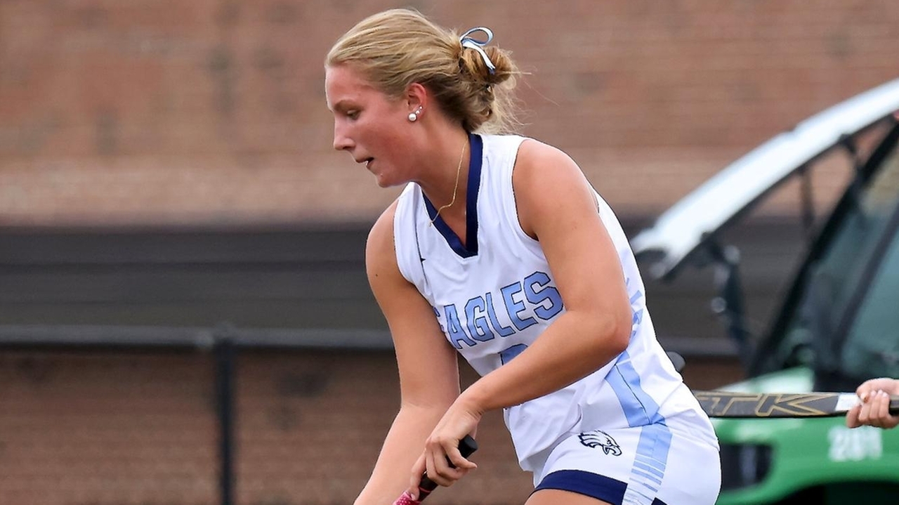 Roundup: Field hockey, soccer, volleyball, tennis, gymnastics