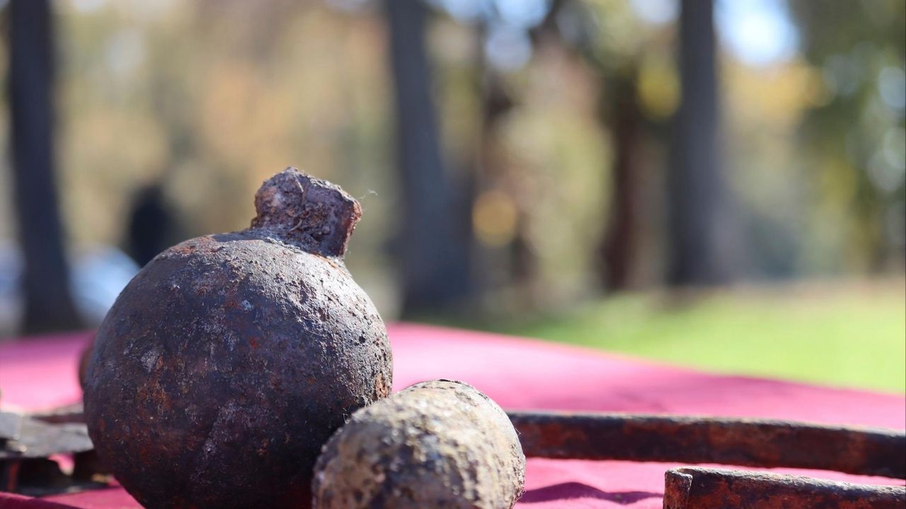 Confederate military relics dumped during Union offensive unearthed in South Carolina river cleanup