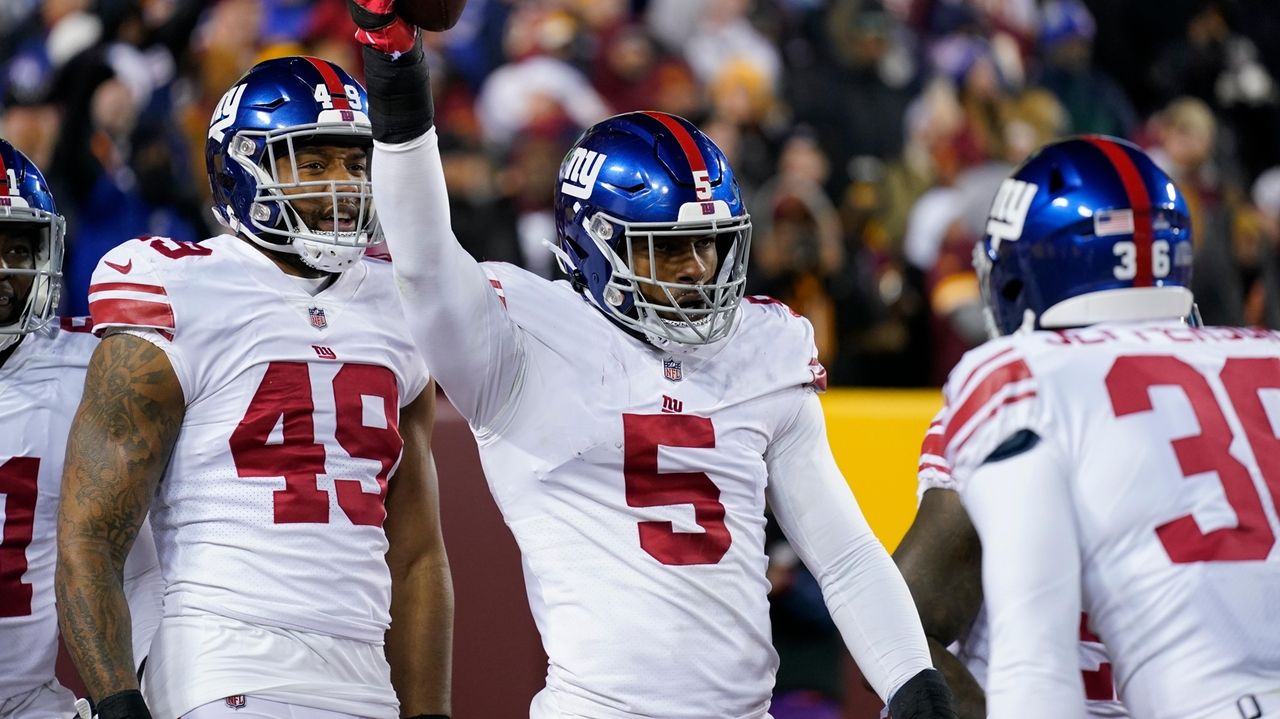 Giants beat Commanders in prime time to end winless skid