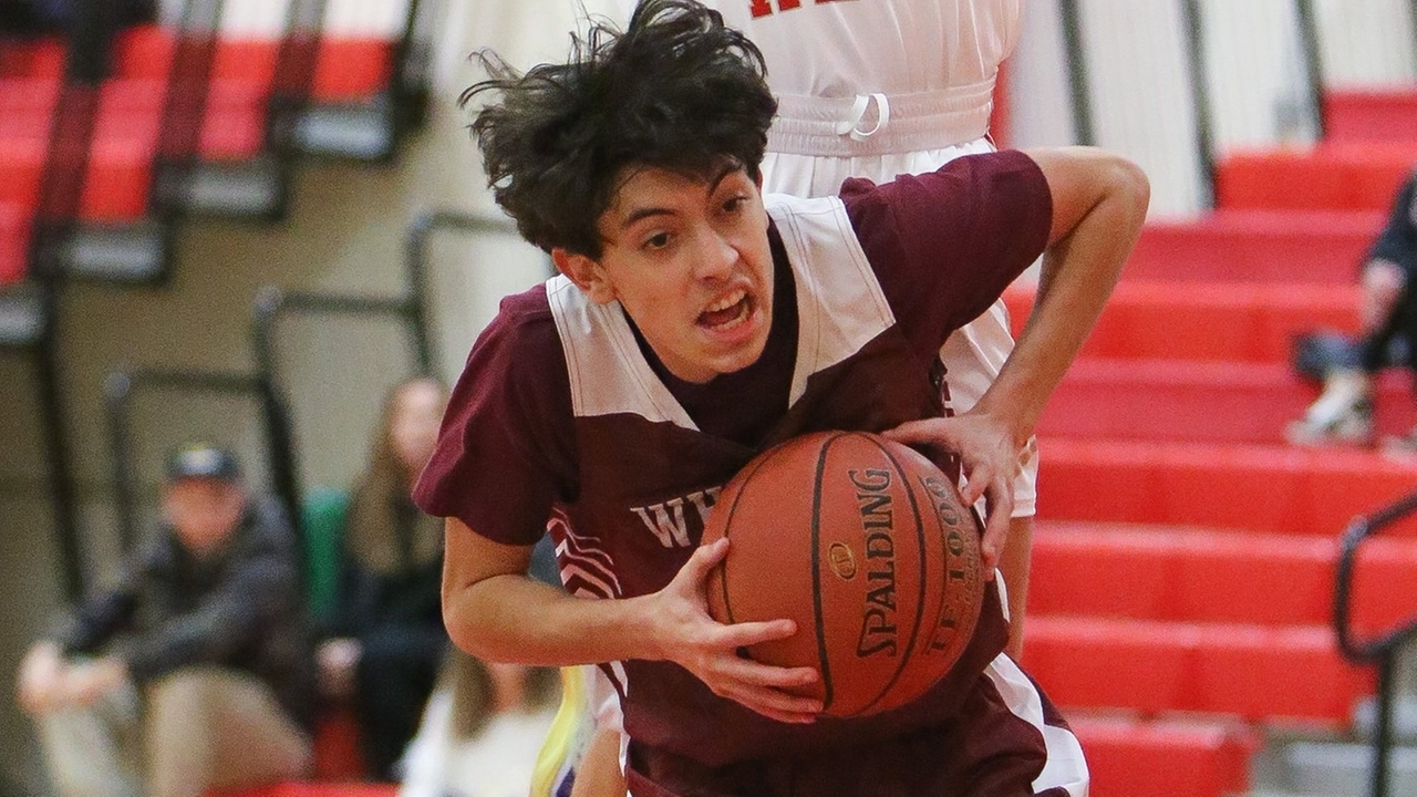 High school sports roundup: Basketball, bowling, wrestling - Newsday