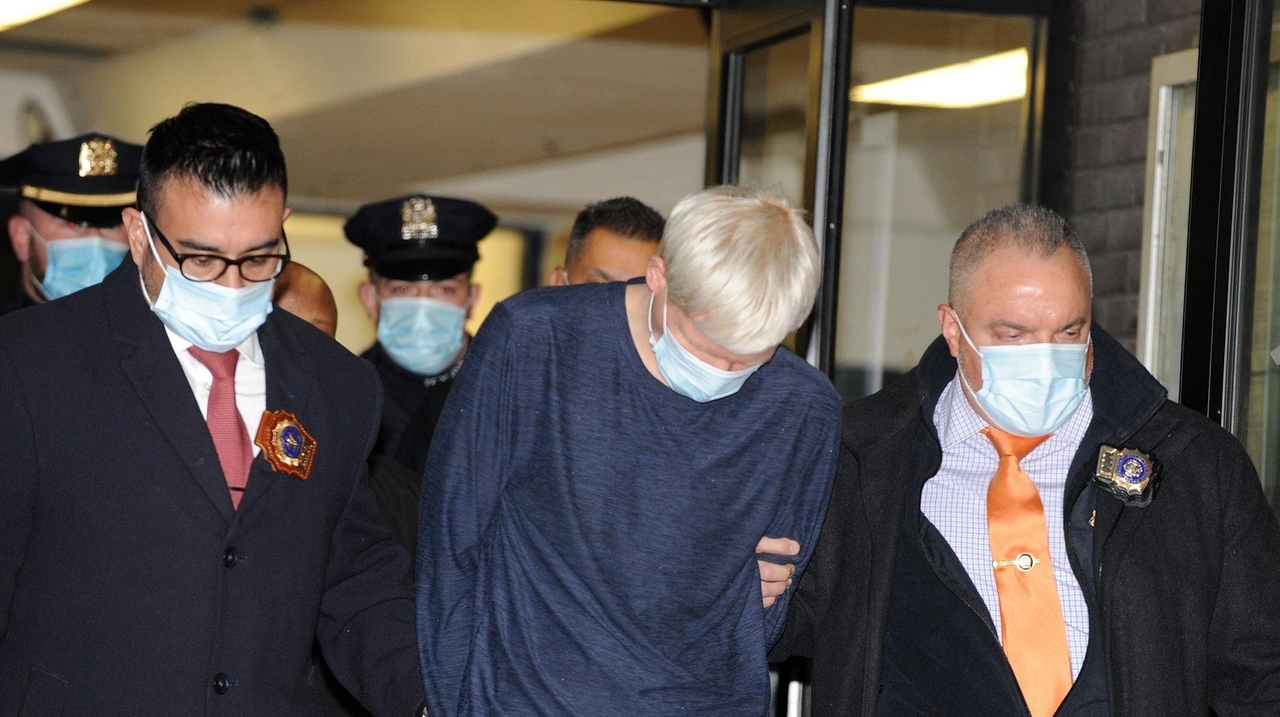 NYPD: Homeless man faces hate crime charges in attacks on 7 Asian women ...