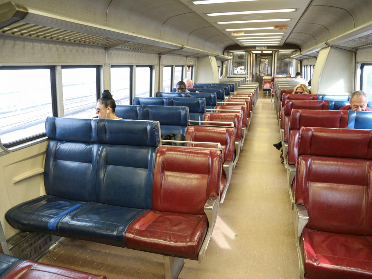 LIRR's 1980sera Train Cars Back In Fleet, With M9s On, 54 OFF