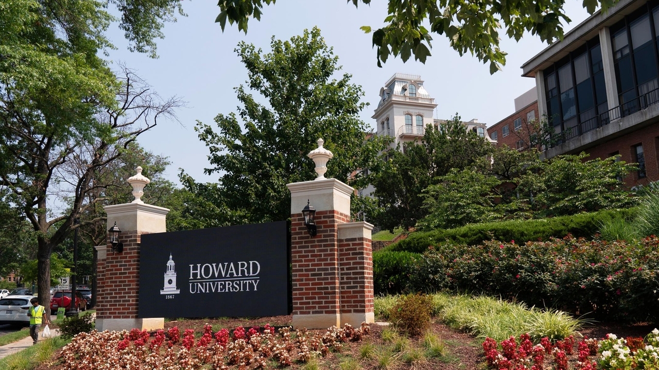 Disenrolled Howard University students can apply to SUNY, CUNY schools, get $800 credit