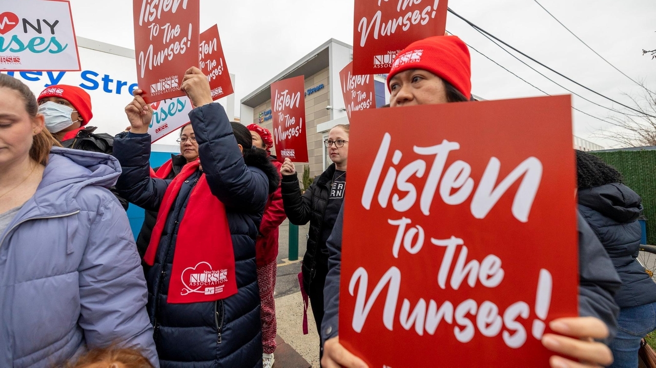 Nurses union in deal with Northwell Peconic Bay hospital but asserts