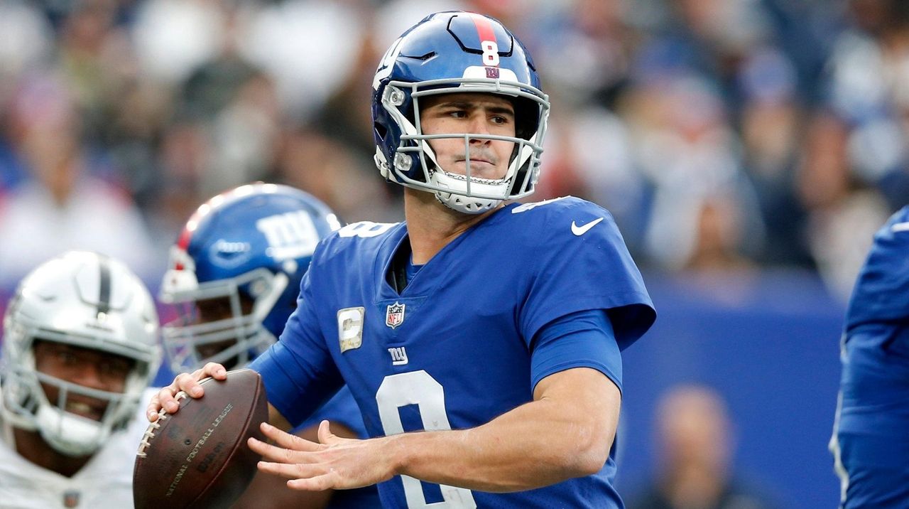 Giants GM Joe Schoen optimistic about Daniel Jones, Saquon Barkley