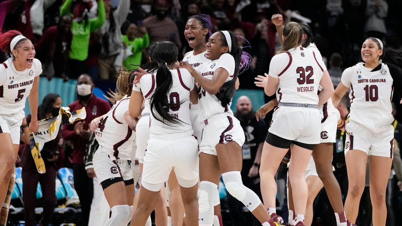 South Carolina Beats Uconn To Win Ncaa Womens Basketball National 