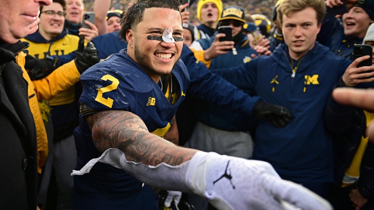 No. 3 Michigan Beats No. 2 Ohio State 30-24 For 3rd Straight Win In ...