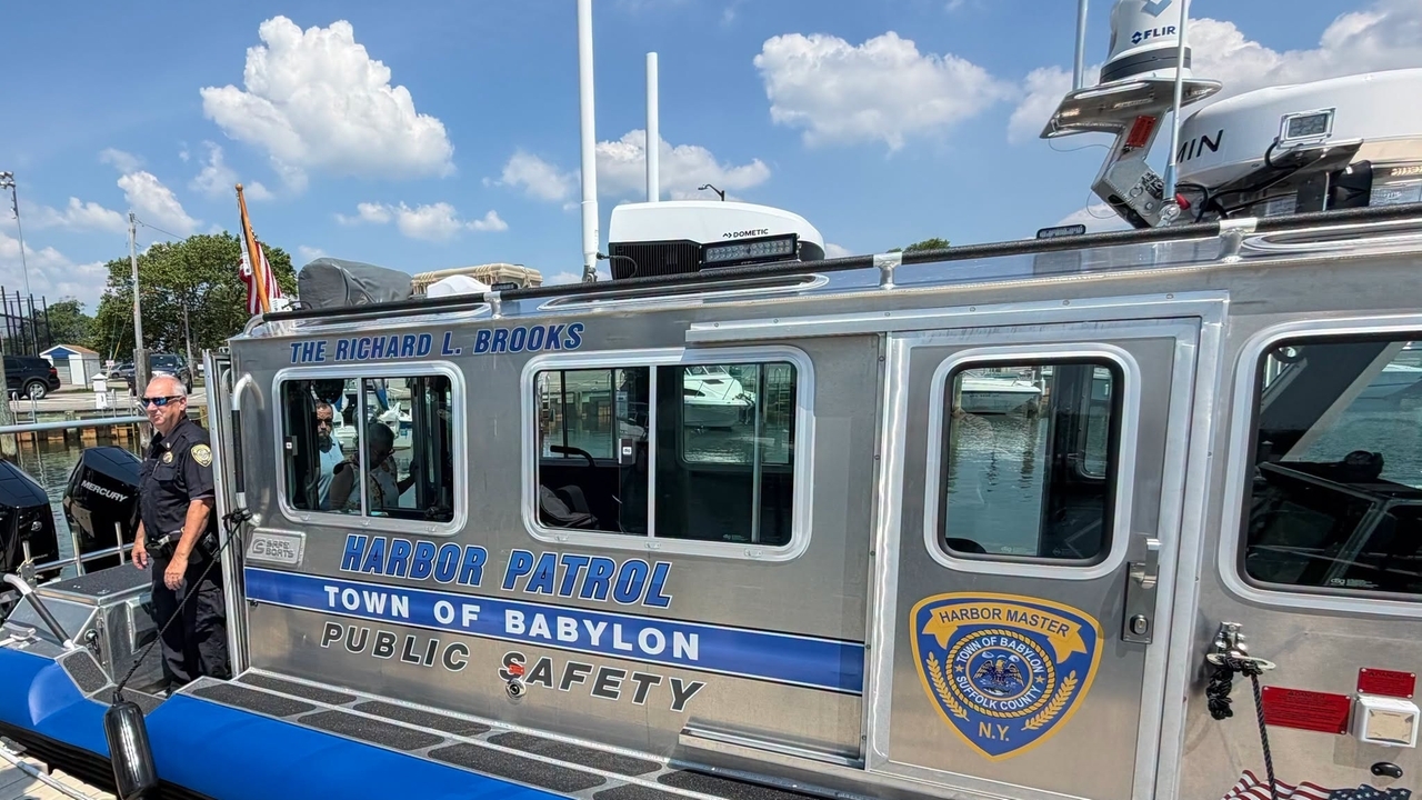 Babylon's new rescue boat honors fallen bay constable Richard Brooks