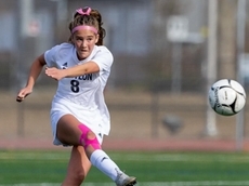 Roundup: Soccer, volleyball, field hockey and badminton scores