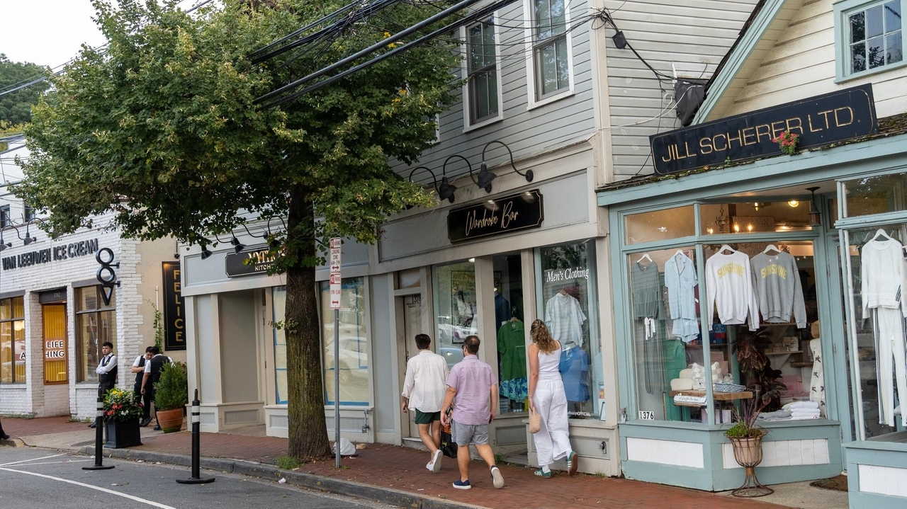 Roslyn: High-ranking schools, mixed-use development, Revolutionary War history draw buyers