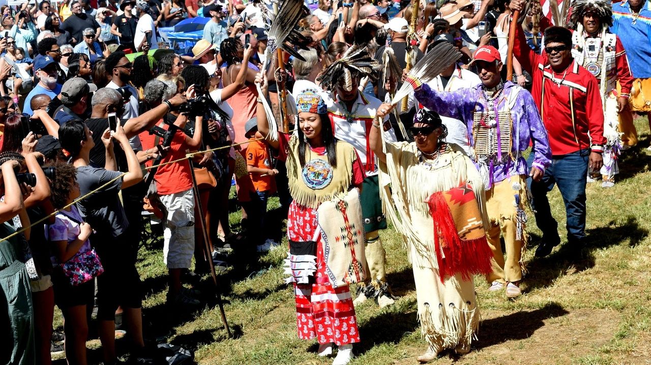 Shinnecock Indian Nation welcomes public back to powwow - Newsday