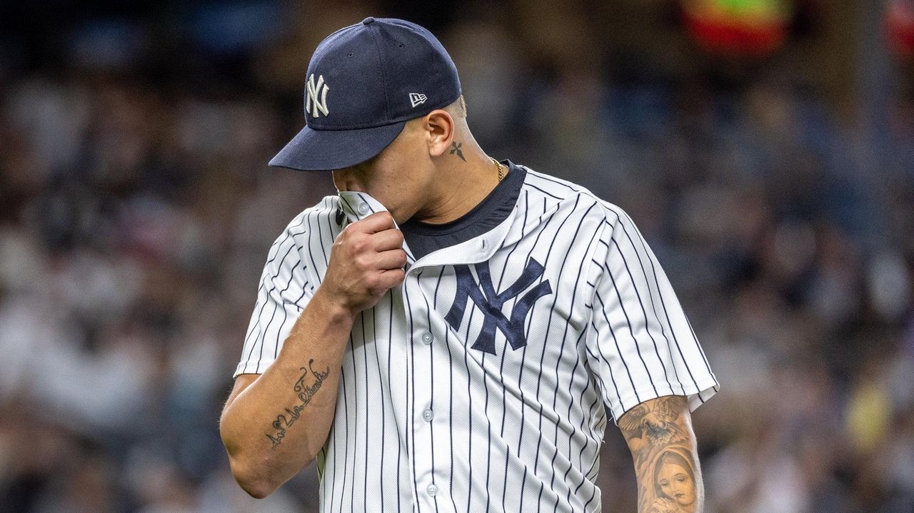 NY Yankees' Clay Holmers shoulder injury latest bullpen problem