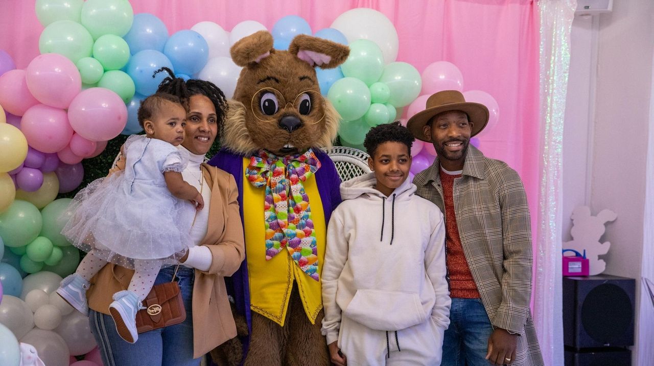 Enjoy an 'Easter With Buster,' Long Island's chocolate Easter Bunny