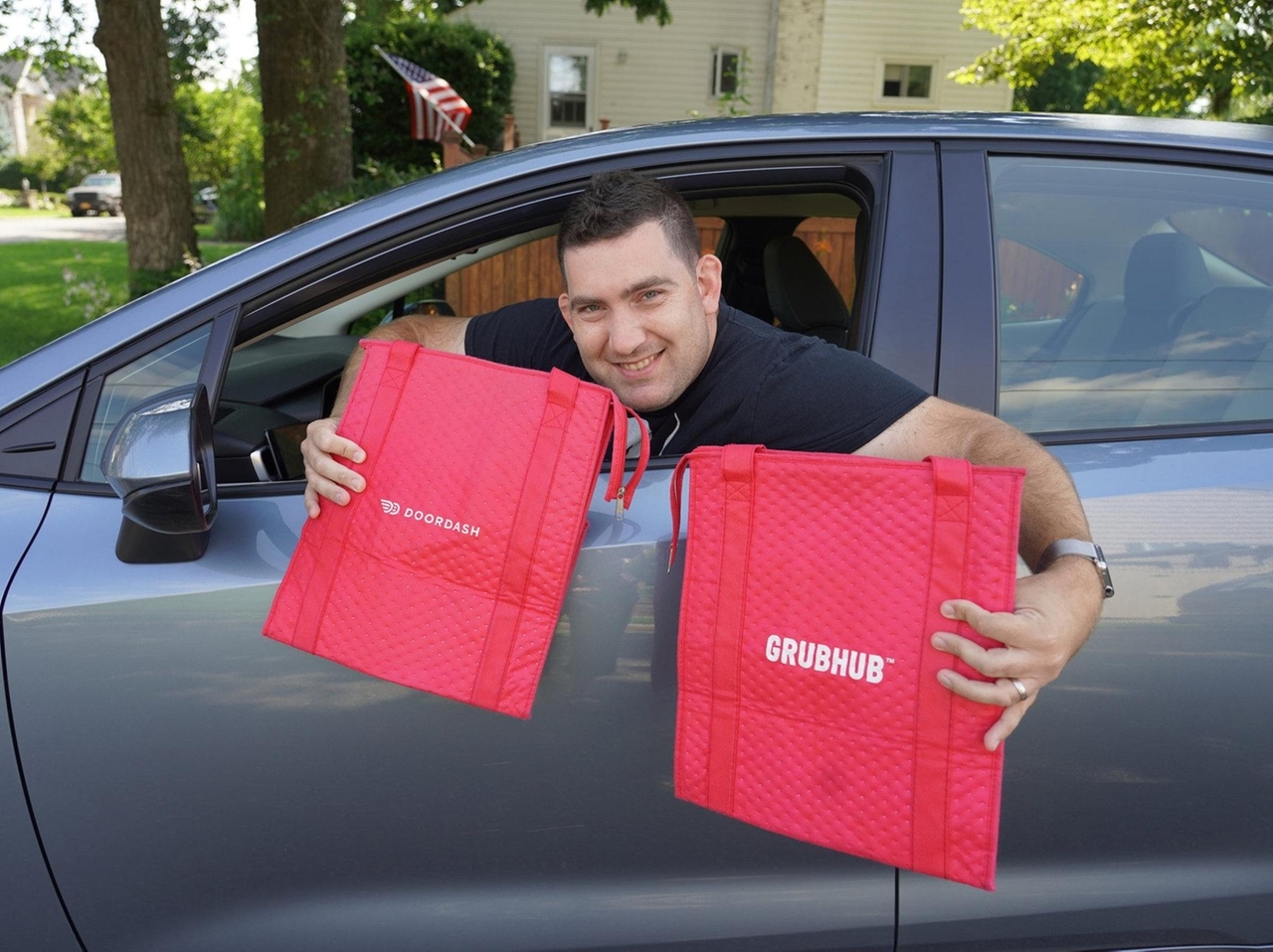LIers make ends meet doing Grubhub, DoorDash deliveries - Newsday