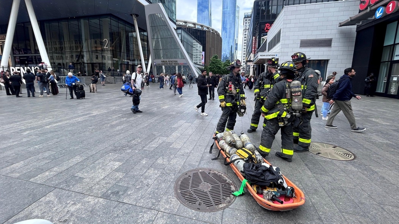 Despite 3rd fire in a month, Amtrak official says Penn Station and rail infrastructure is ready for World Cup crowds
