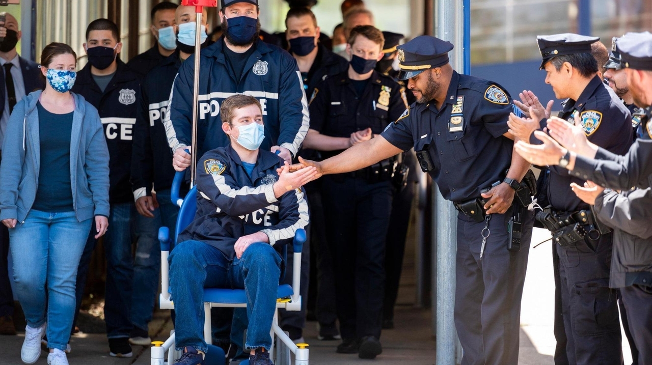 NYPD officer from LI who was shot in Brooklyn released from hospital ...