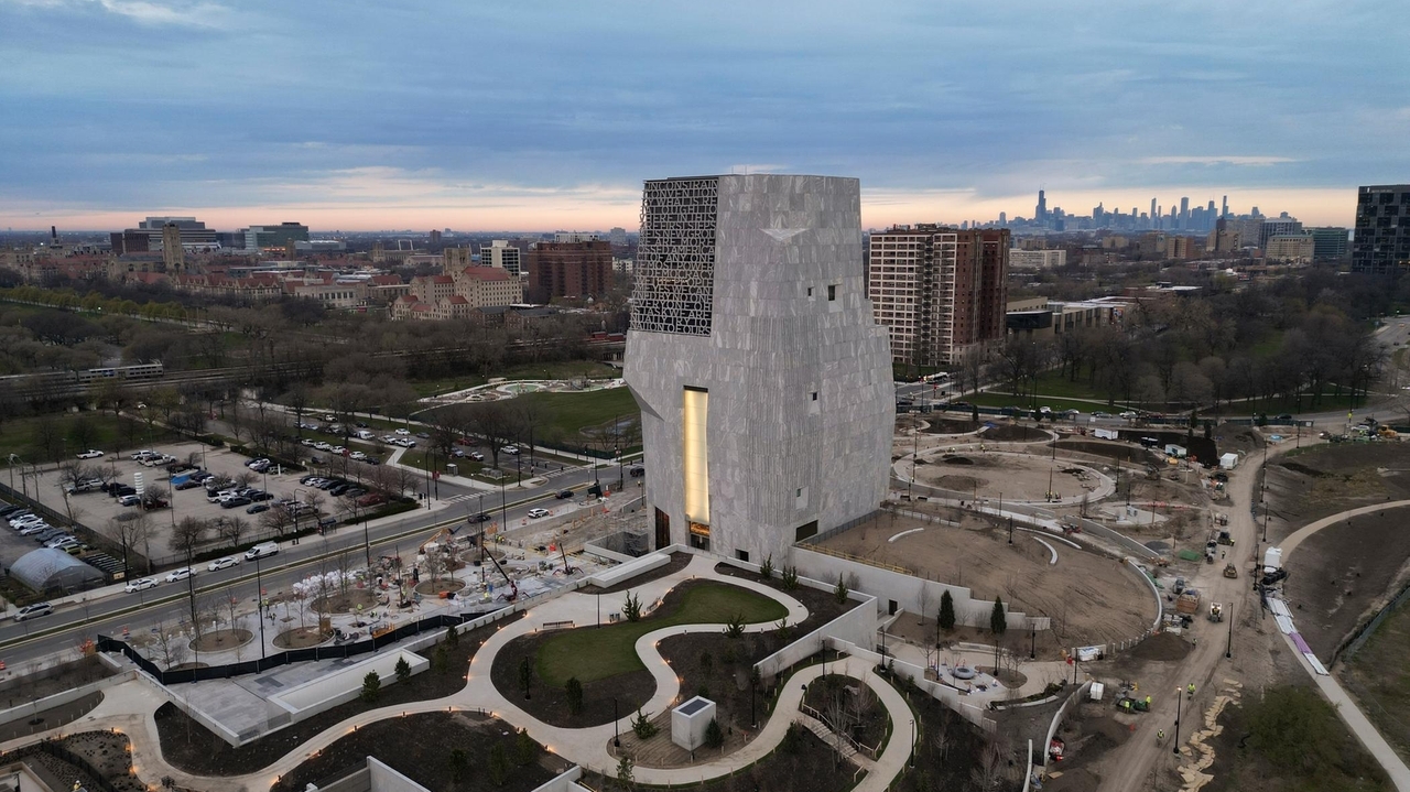 Obama's museum opening includes costs books and a beehive