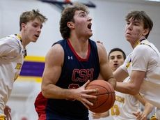 Lucas Sliwak's 18 points lead CSH boys basketball past Oyster Bay
