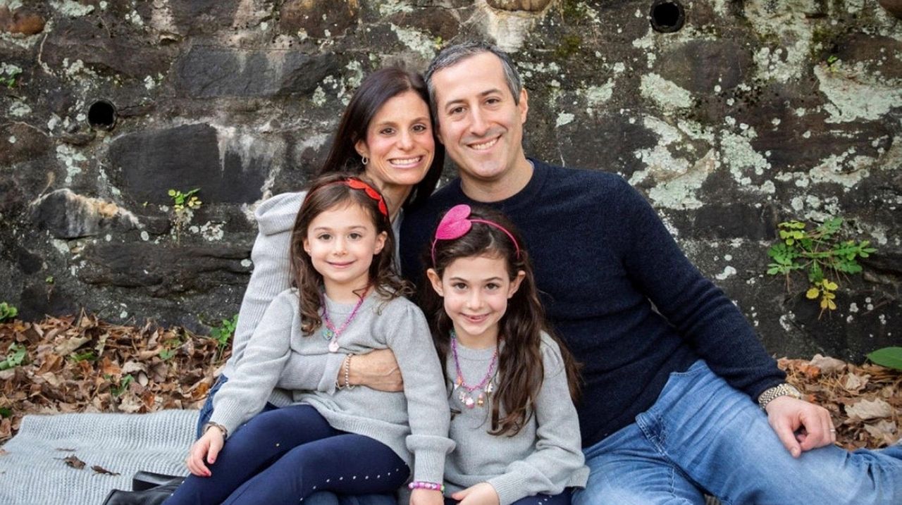 Roslyn dad a 2-time winner for life-saving medical treatment - Newsday