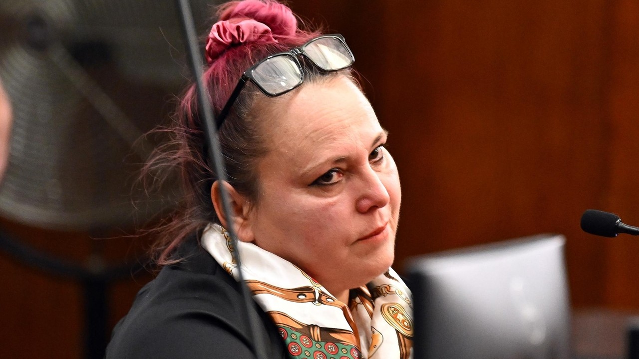 Glen Cove woman charged with child endangerment, animal cruelty after officials find more than 160 cats in her house