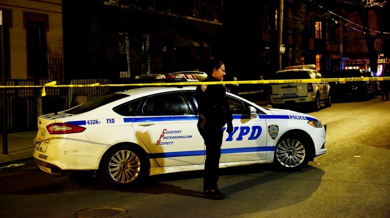 Officers fatally shoot armed man in Brooklyn, NYPD says - Newsday