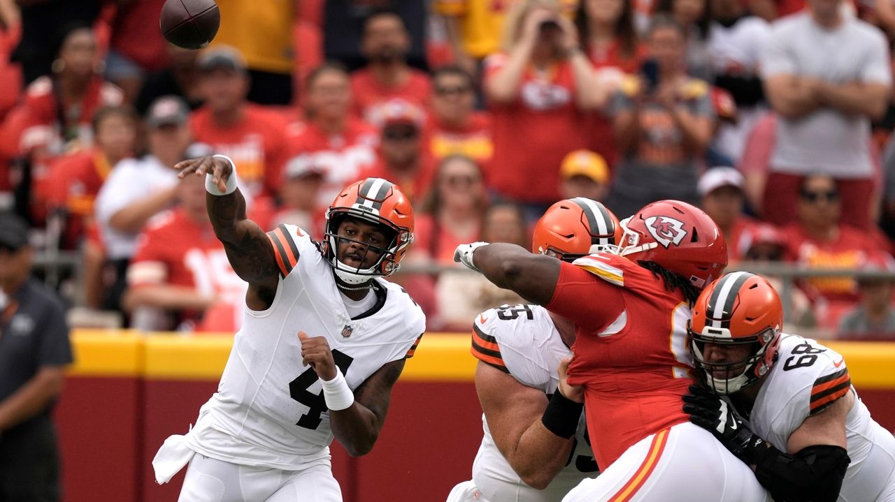 Watson starting Browns' preseason opener as suspension looms