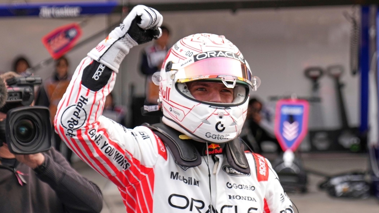 Verstappen takes pole for Sunday's F1 Japanese Grand Prix ahead of
