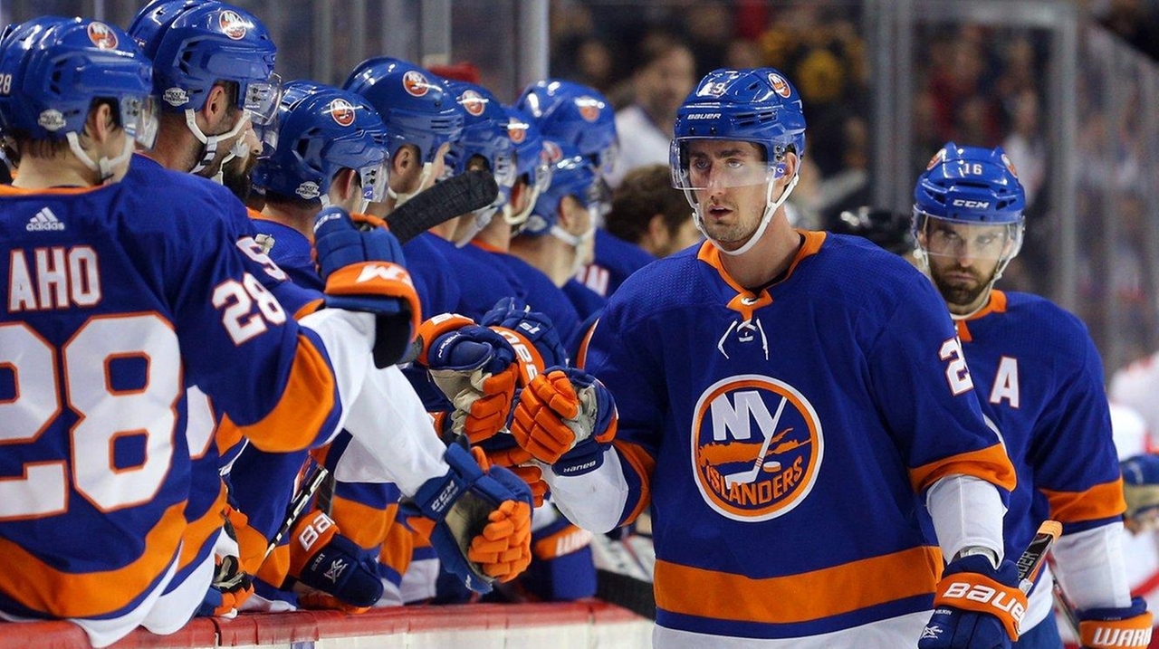 Islanders, Brock Nelson avoid arbitration with one-year deal - Newsday