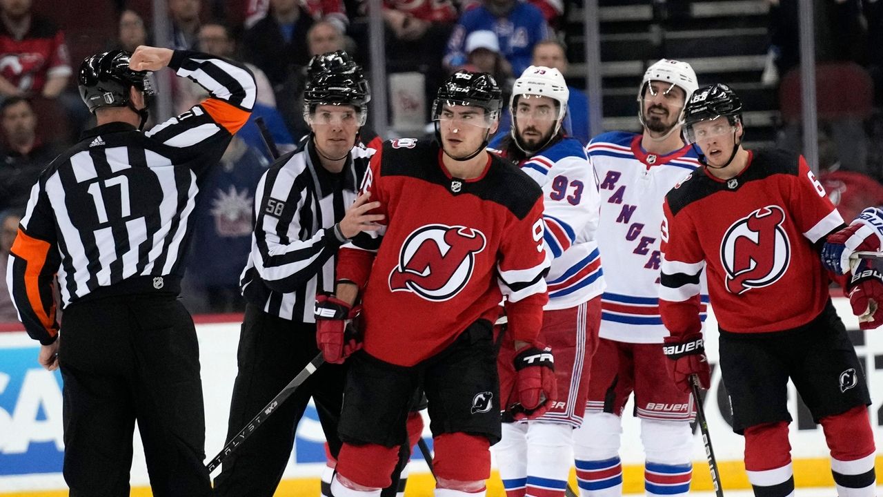 Rangers, Devils total 136 penalty minutes in Game 2 Newsday