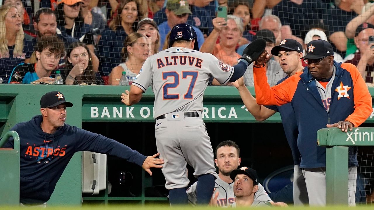 The Astros' Jose Altuve Reaches New Heights of Hitting - WSJ