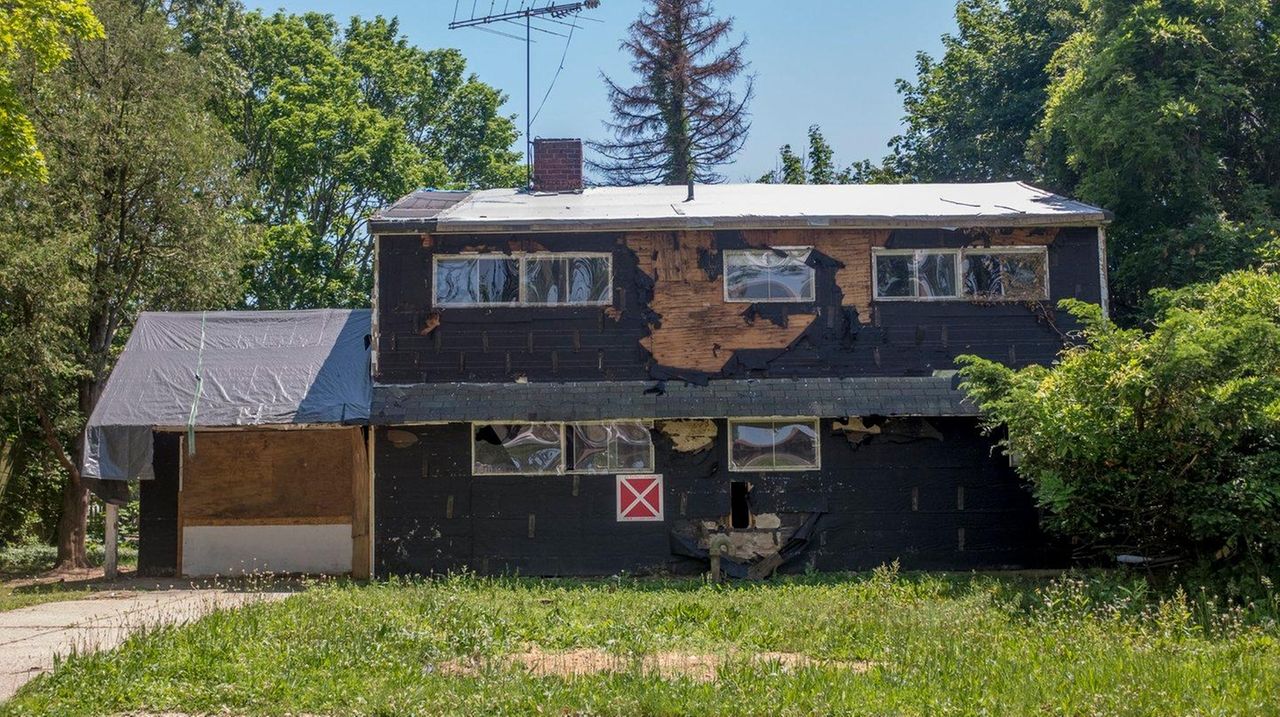 Long Island zombie homes could be kept at bay Newsday