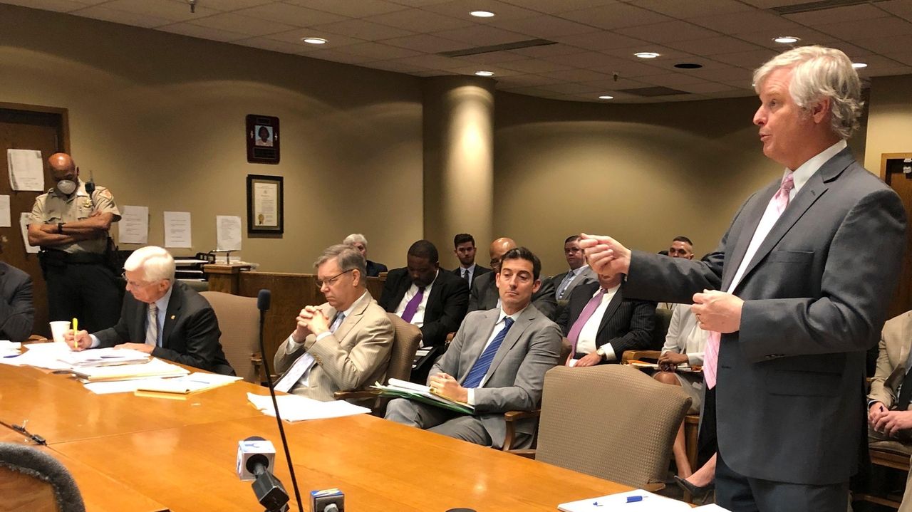 Judge shows willingness to release some records in Tyre Nichols beating