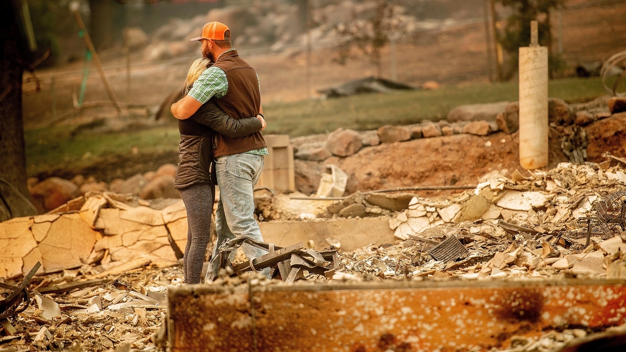 They lost everything in the Paradise fire. Now they're reliving their grief as fires rage in Hawaii - Vimarsana News