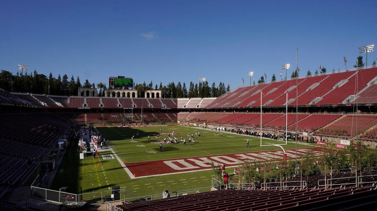 Stanford becomes first school to organize a player-led College Football Players Association chapter