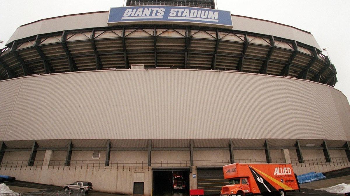 NY Giants, Jets announce sale of memorabilia from Giants Stadium