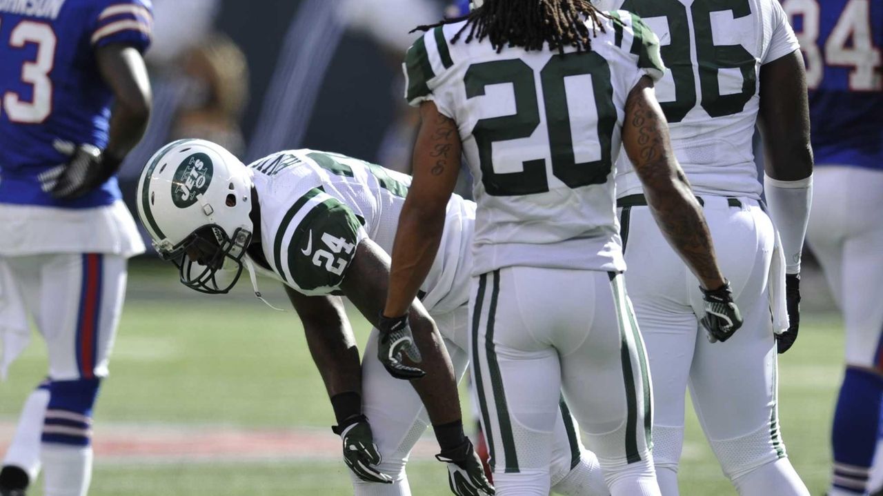 Darrelle Revis says 'I'm playing on Sunday' vs. Dolphins … NY Jets' All-Pro  cornerback finally cleared for contact by team doctor – New York Daily News