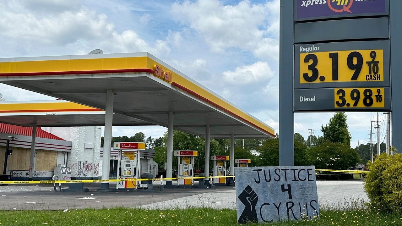 Trial begins for a South Carolina store owner who fatally shot Black teen