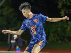 Joseph Jino Yang's goal helps Manhasset boys soccer advance in Nassau 'AA' playoffs