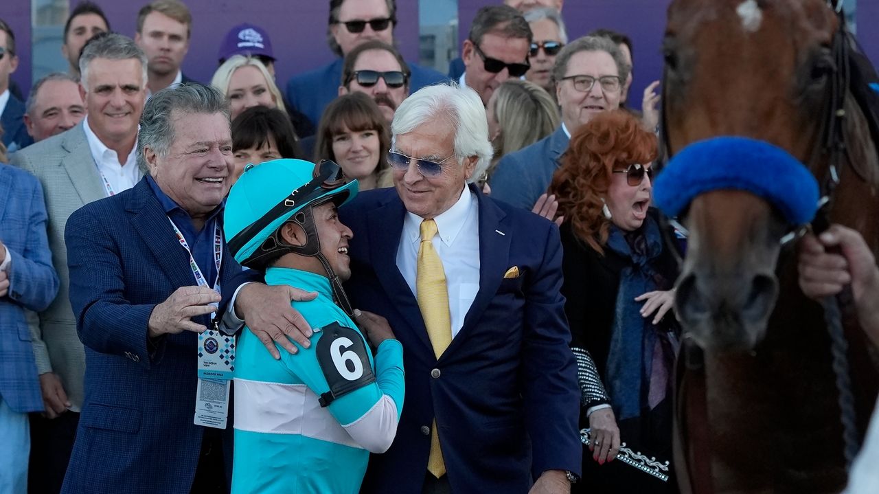 Trainer Bob Baffert wins 1st race back at Churchill Downs after the end of his 3-year suspension